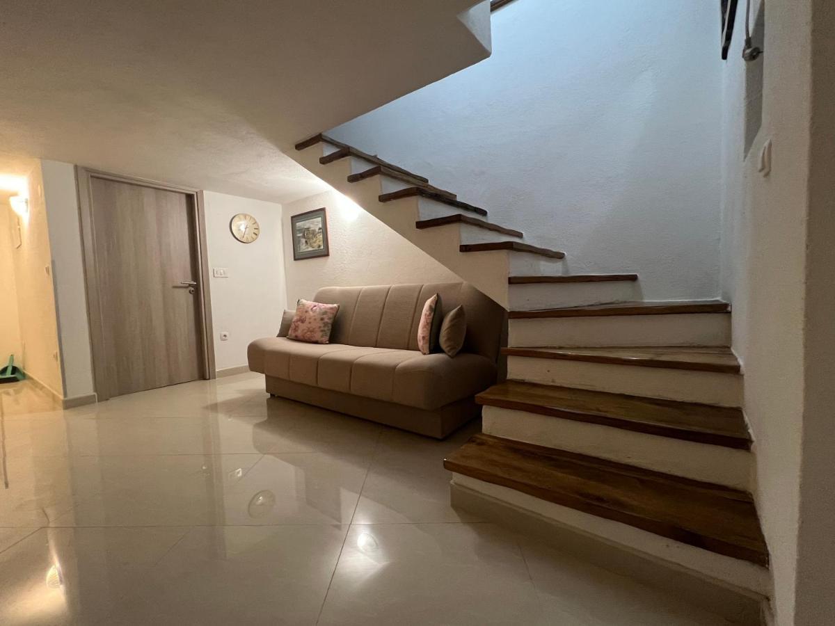 Apartment Katalin Kornić Kültér fotó